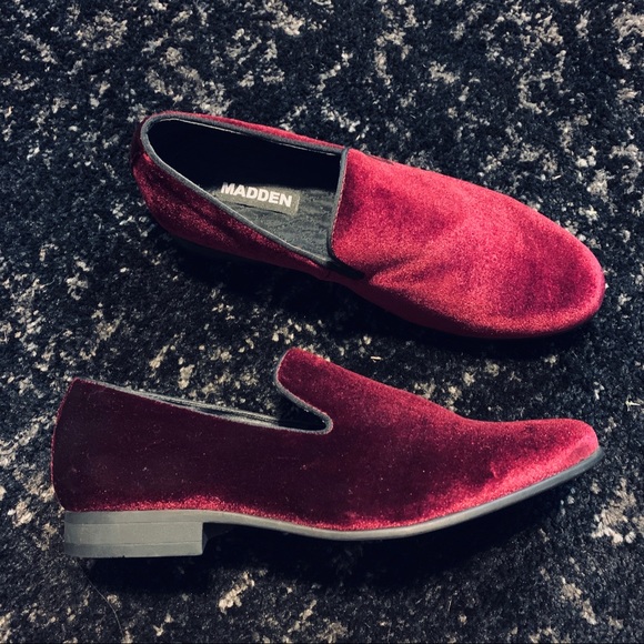 Steve Madden Red Velvet Slip Ons - Picture 2 of 4